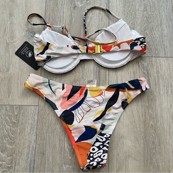 Escape to Paradise 2 Piece Bikini NWT - Picture 9 of 11